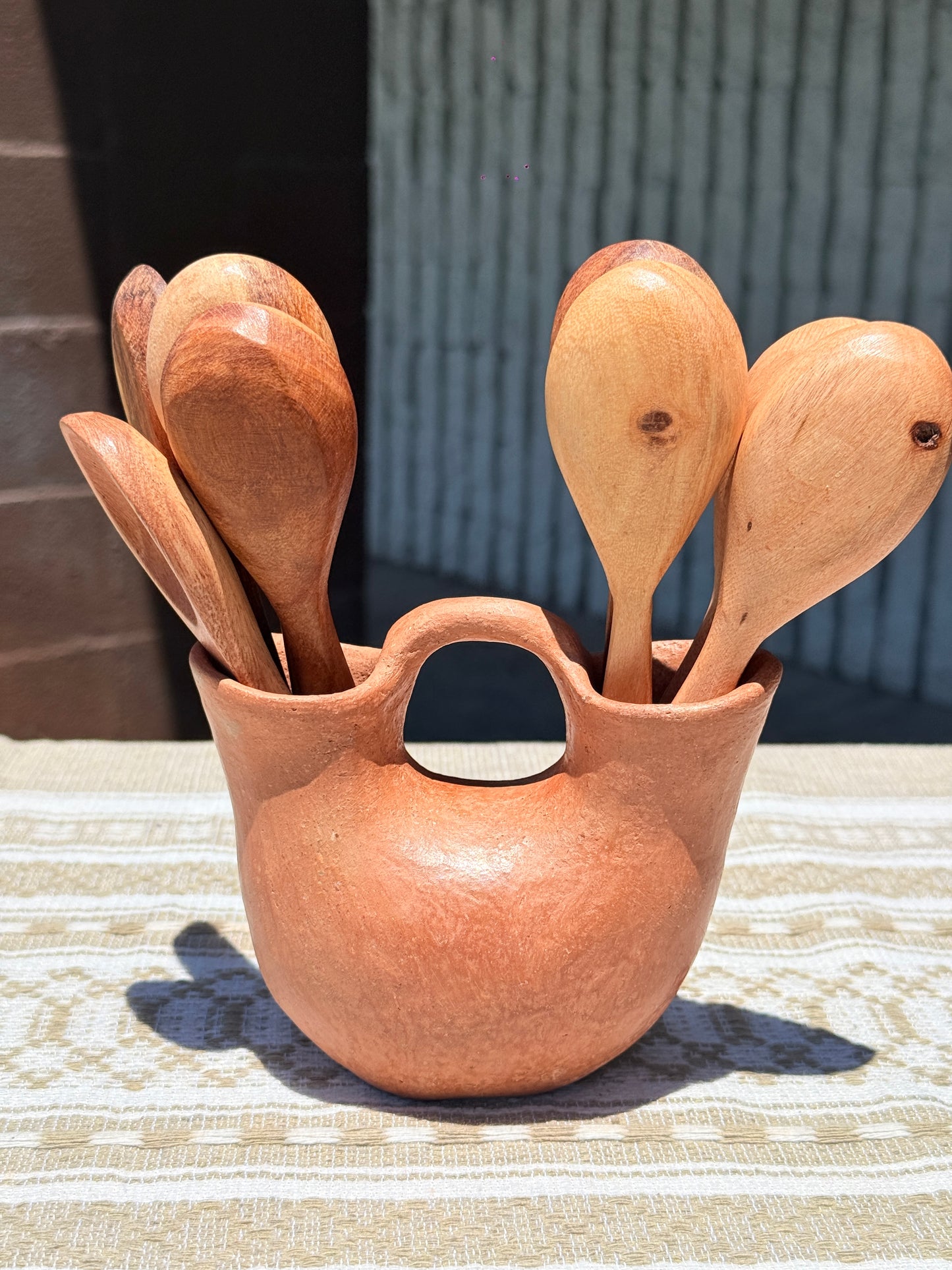 2 boca vase “B”