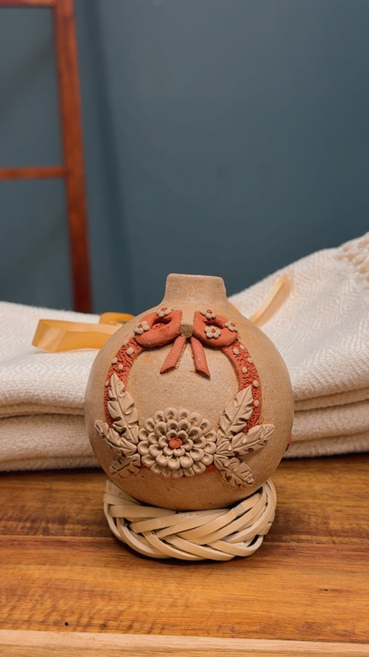 Esfera Natural Corona/ Christmas Wreath Ornament with letter A - S