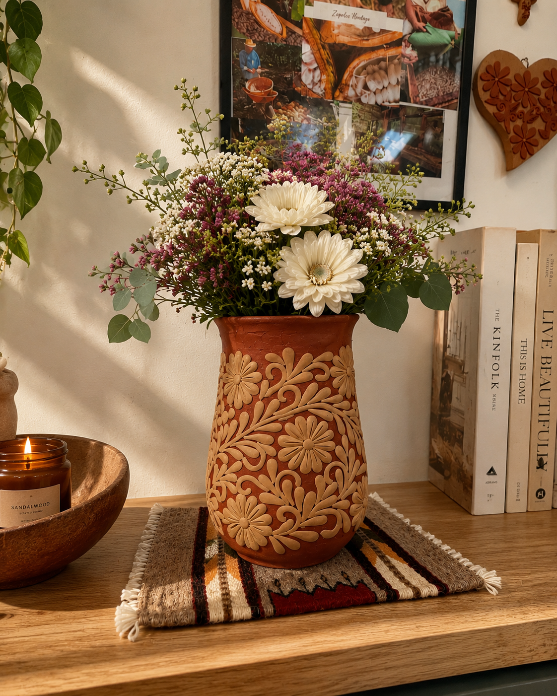 PRE ORDER - Flower Vase / Florero Bordado