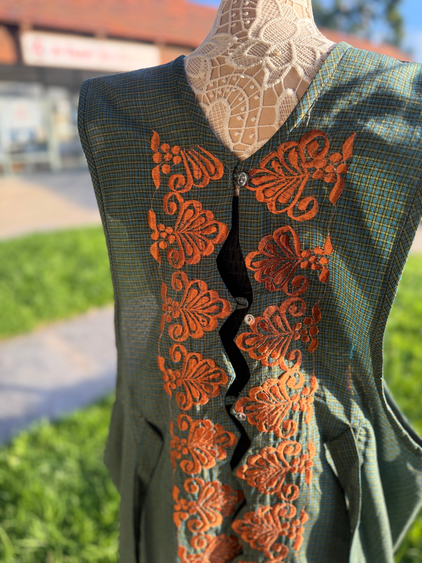 "Maggie" Peacock Apron/Mandil 3XL