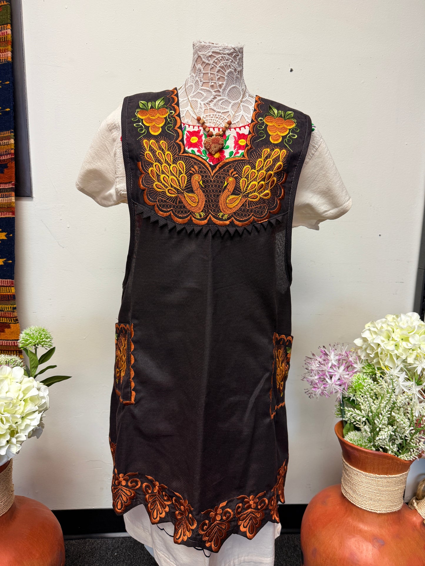 "Lucia" Dark Black Peacock Apron/Mandil 1X