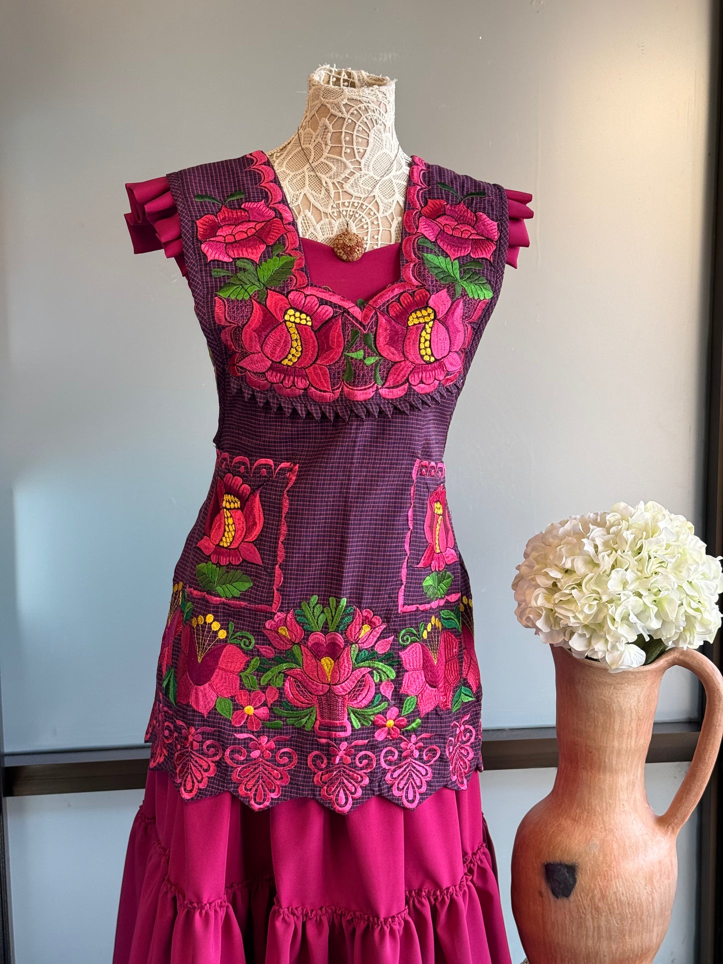 "Rufina" Purple/Pink Embroidered Apron (36) Medium