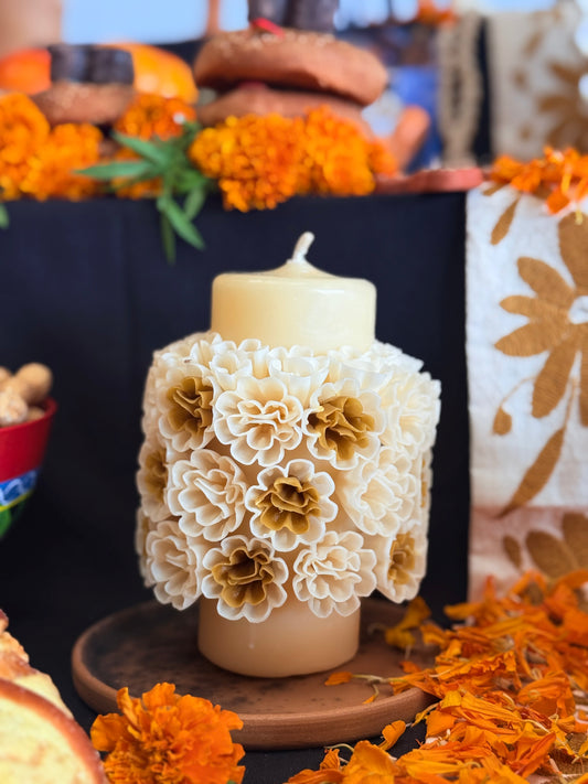 Vela/ Candle Brown with White