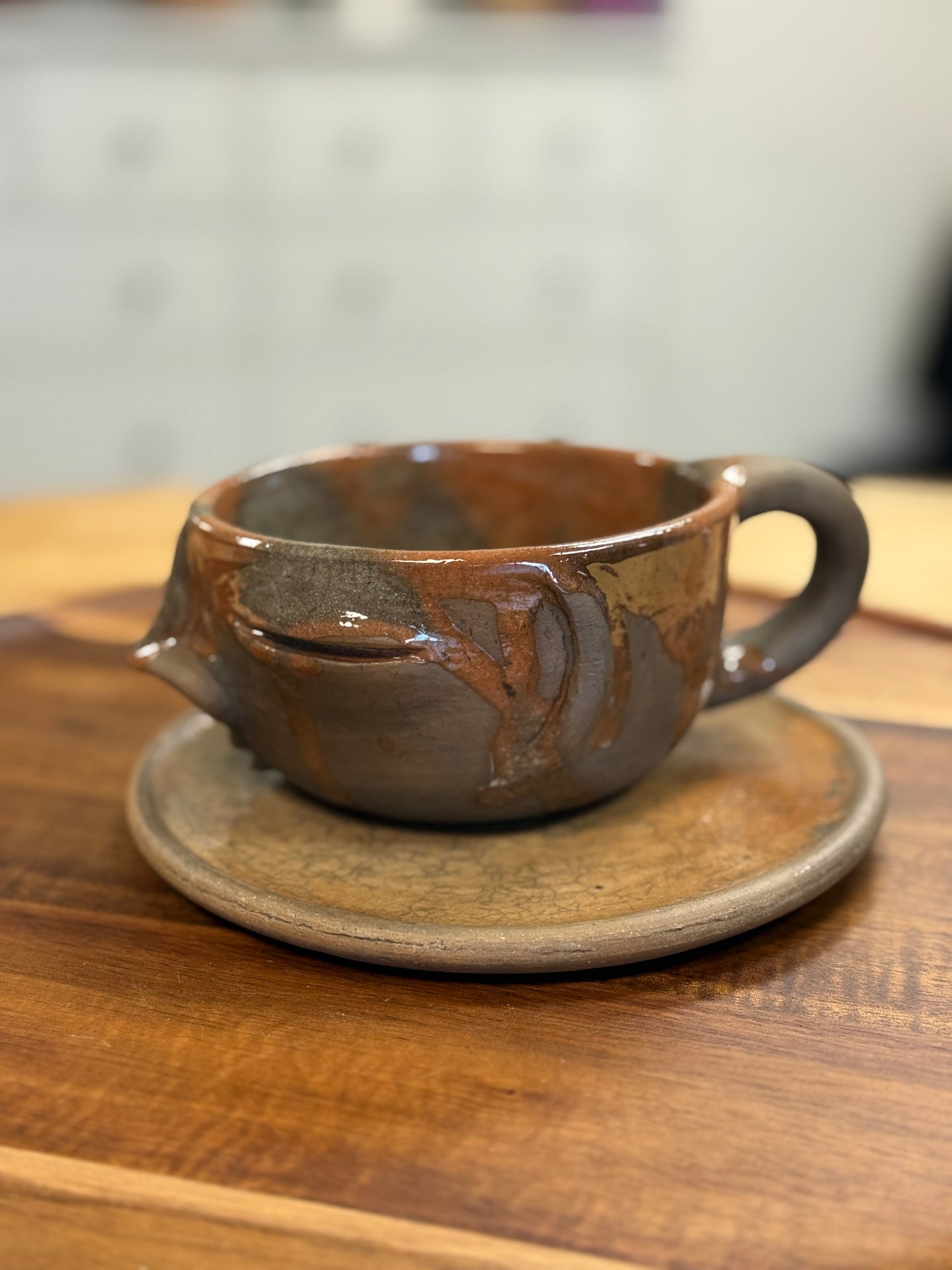 Carita Mug (red tone)