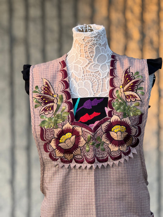 Sandy Tan Flower Apron/Mandil XL