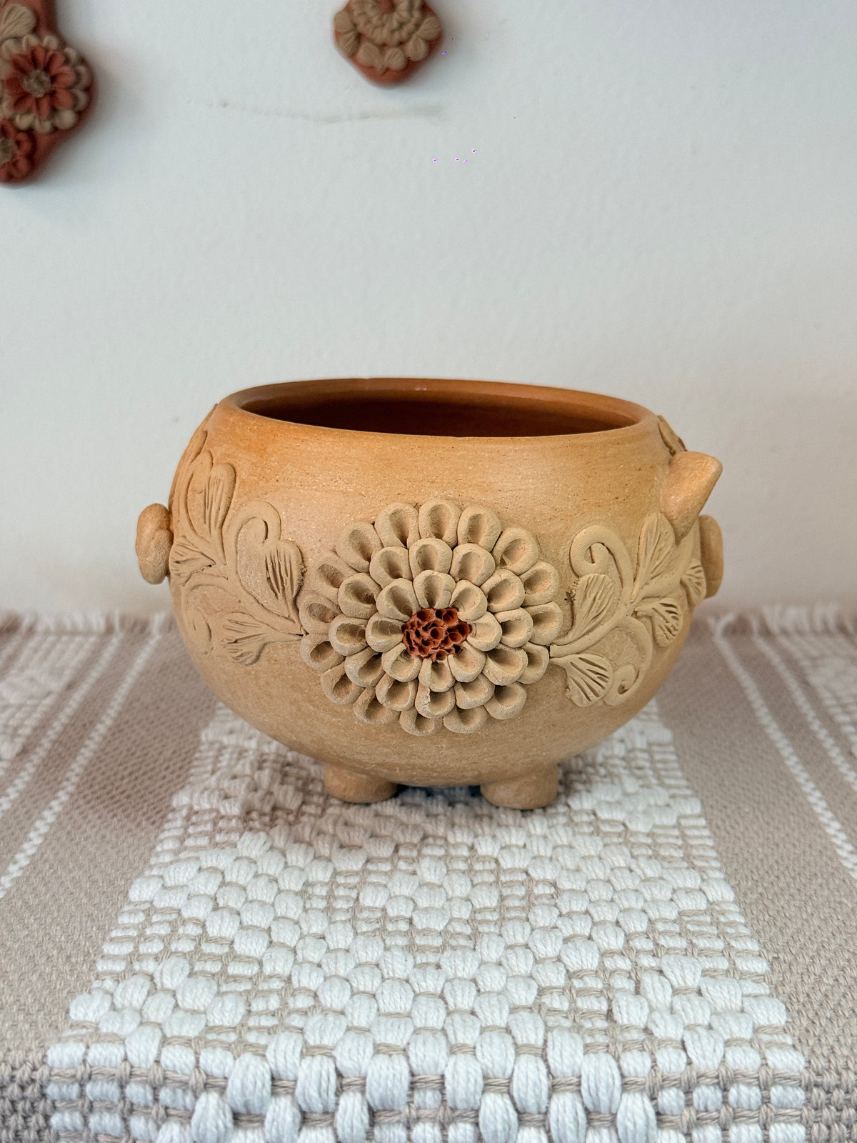 “Alicia” Natural Piggy Bowl