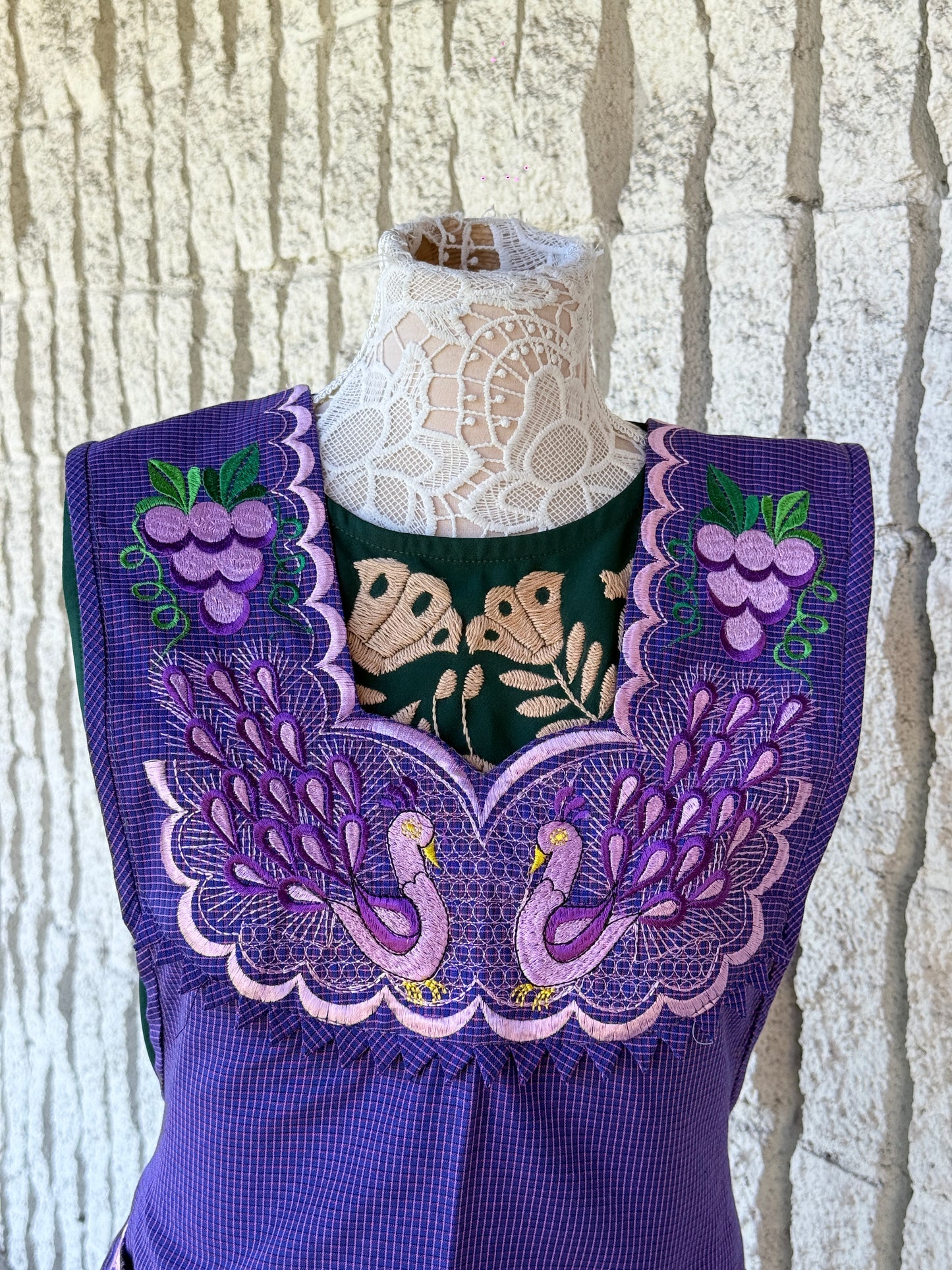 “Deyan” Apron/Mandil (38)Large