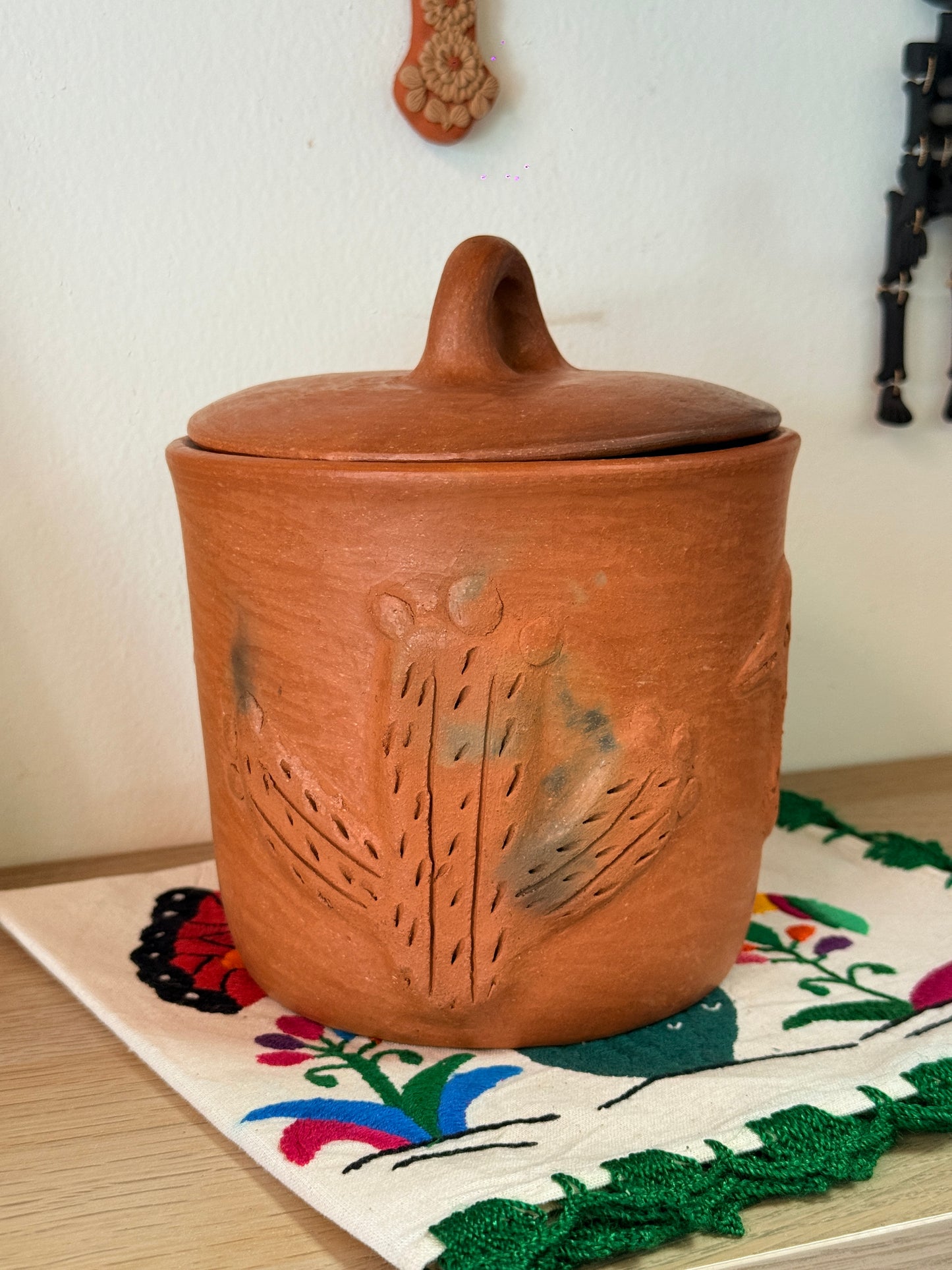 Luna Hummingbird Storage Jar “D”