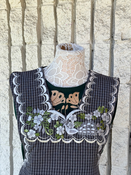 “Lucinda” Apron/Mandil (34) S/M