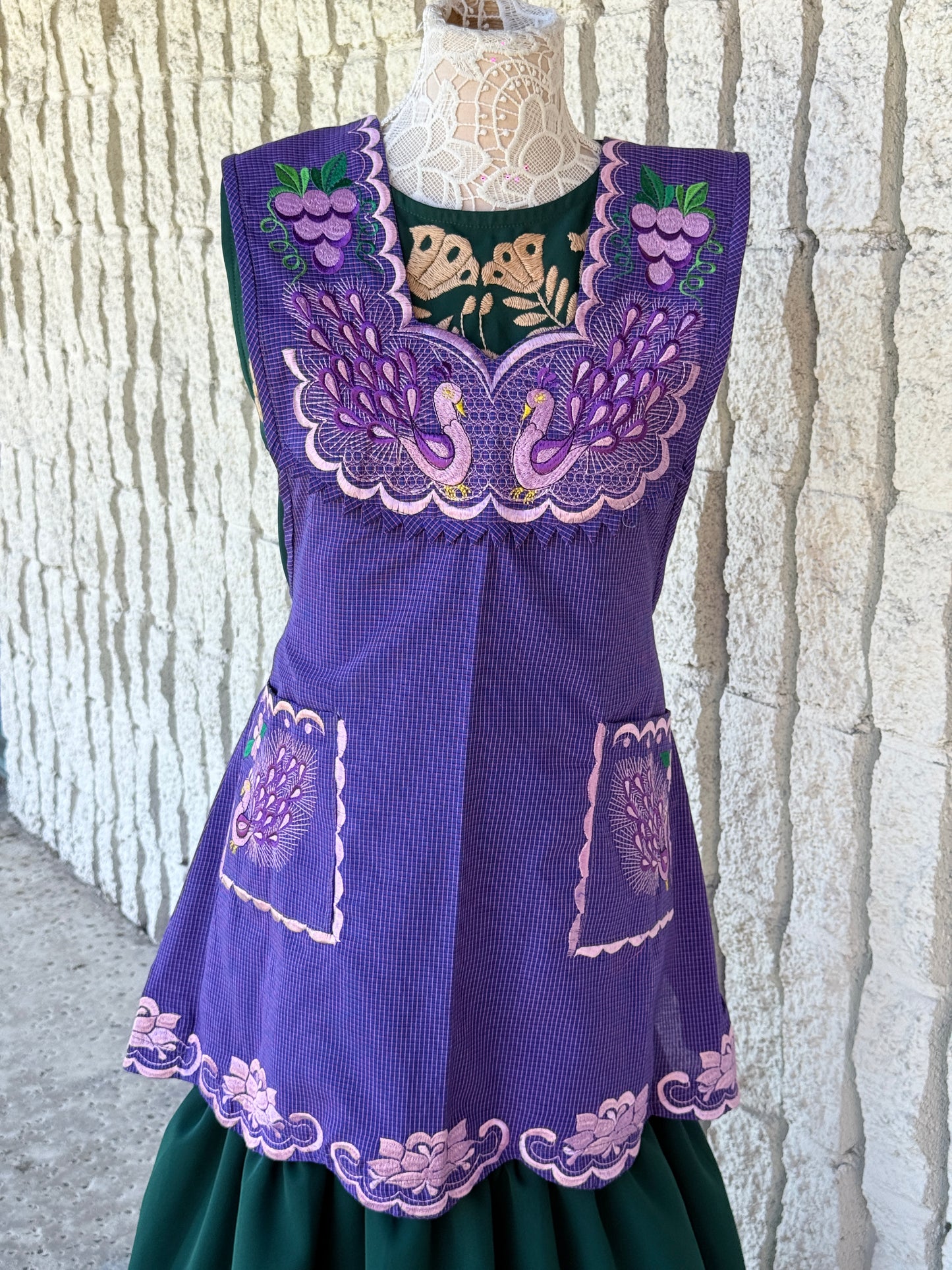 “Deyan” Apron/Mandil (38)Large