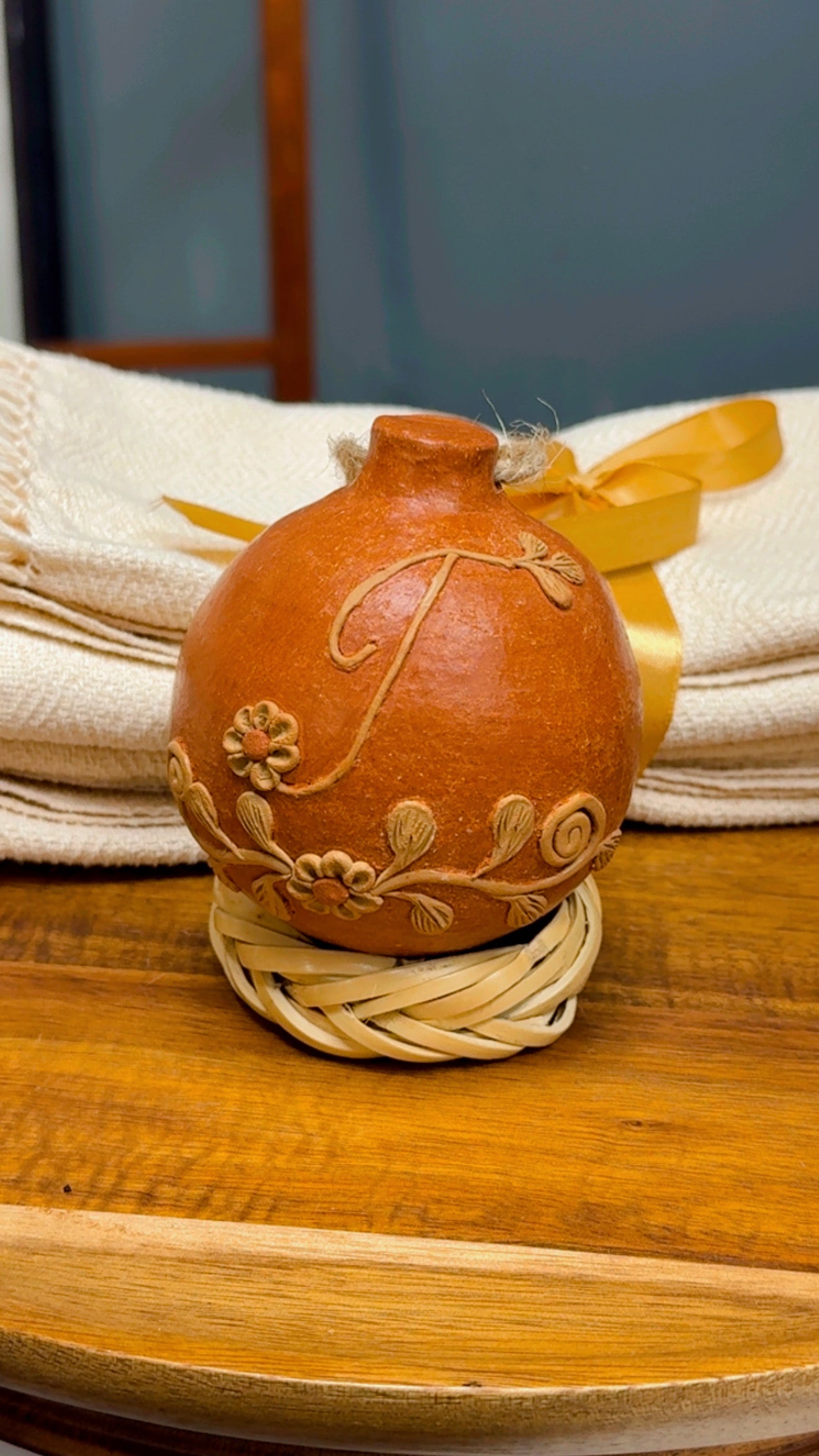 Esfera Corona Navidena/ Christmas Wreath Letter Ornament (A - S)