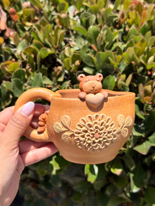“Emily” Natural Flower Mug