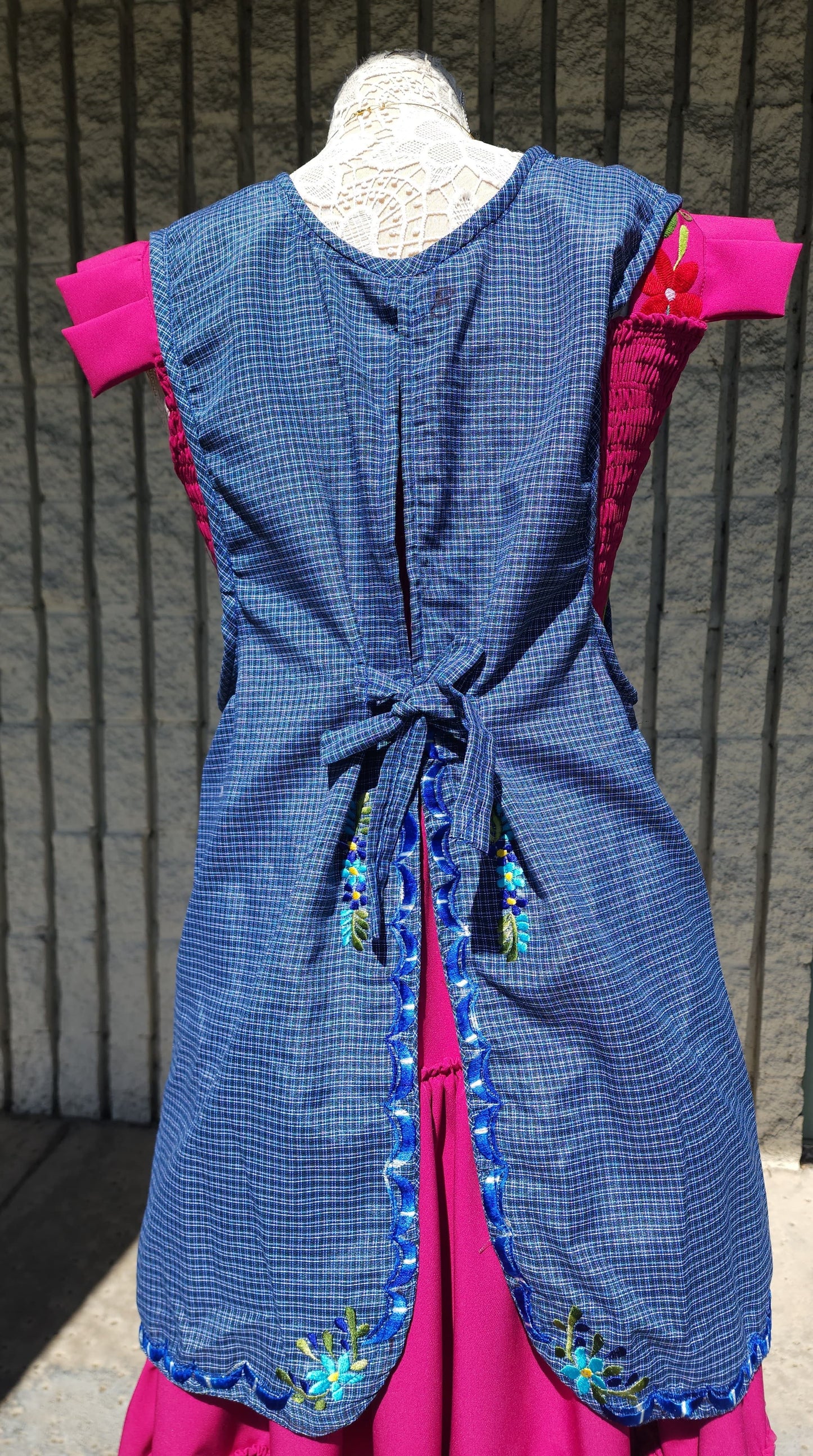 "Raquel" Blue Flora Apron/Mandil L