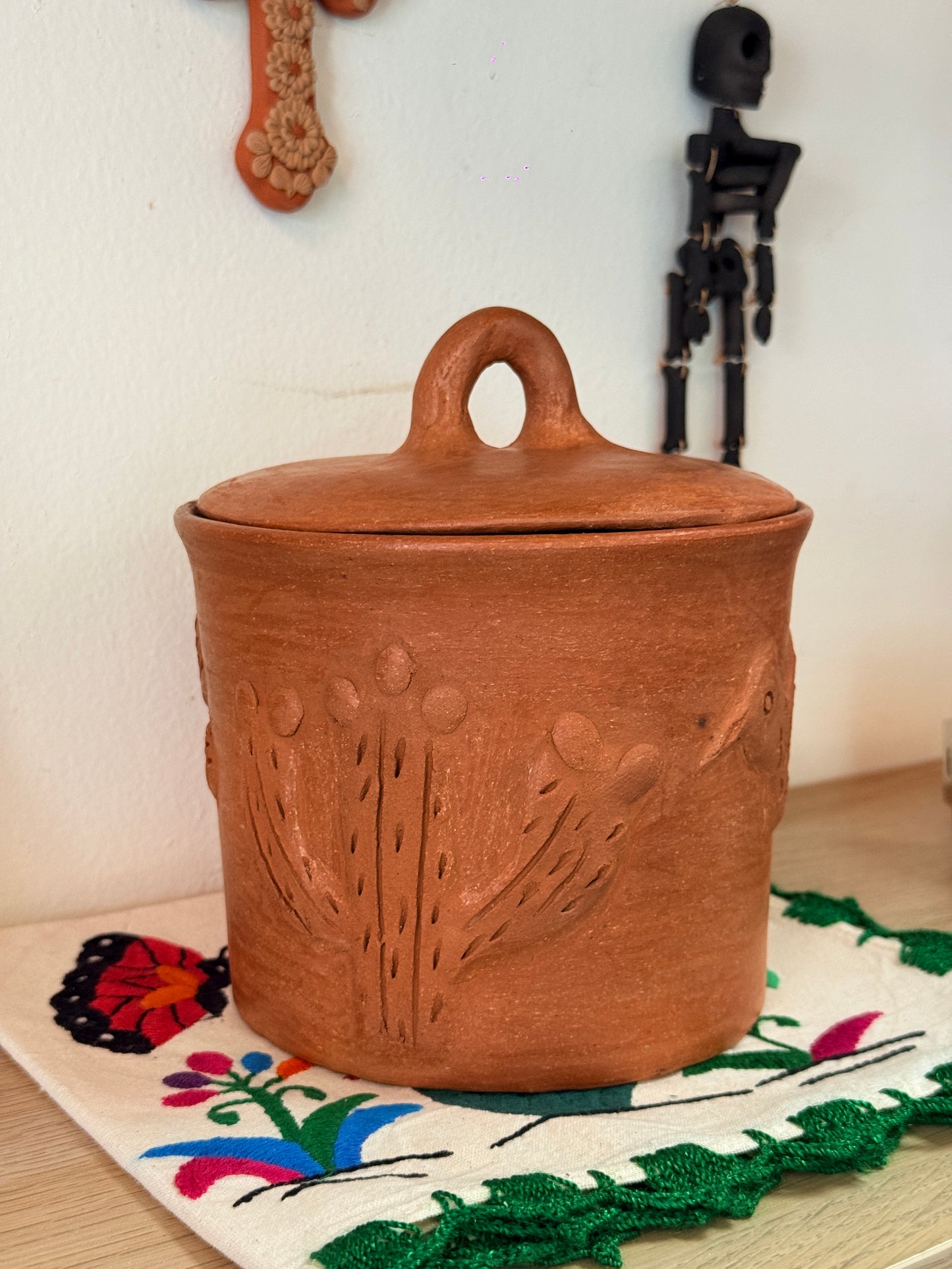 Luna Hummingbird Storage Jar “E”