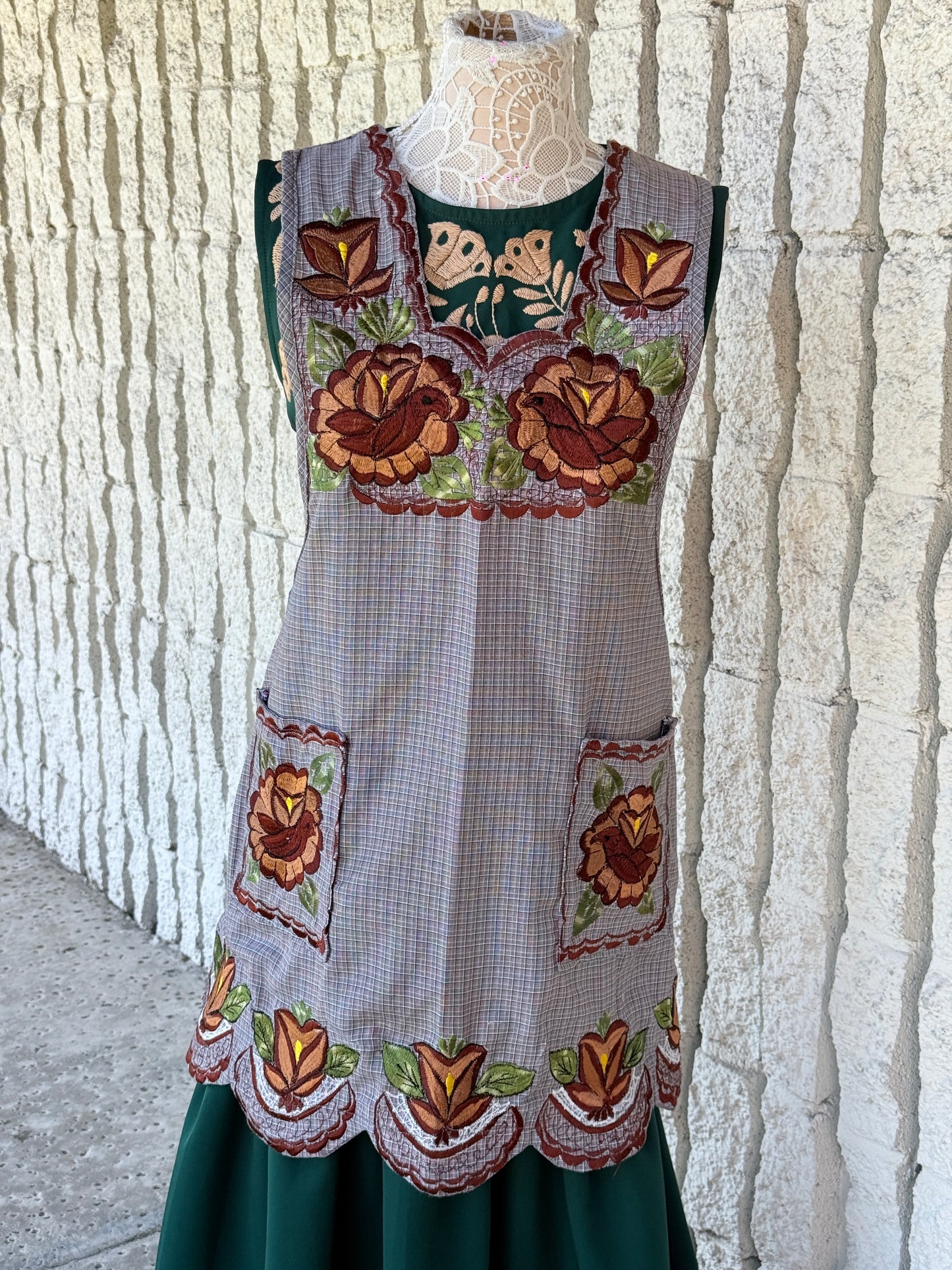 “Suzie” Apron/Mandil (36) M