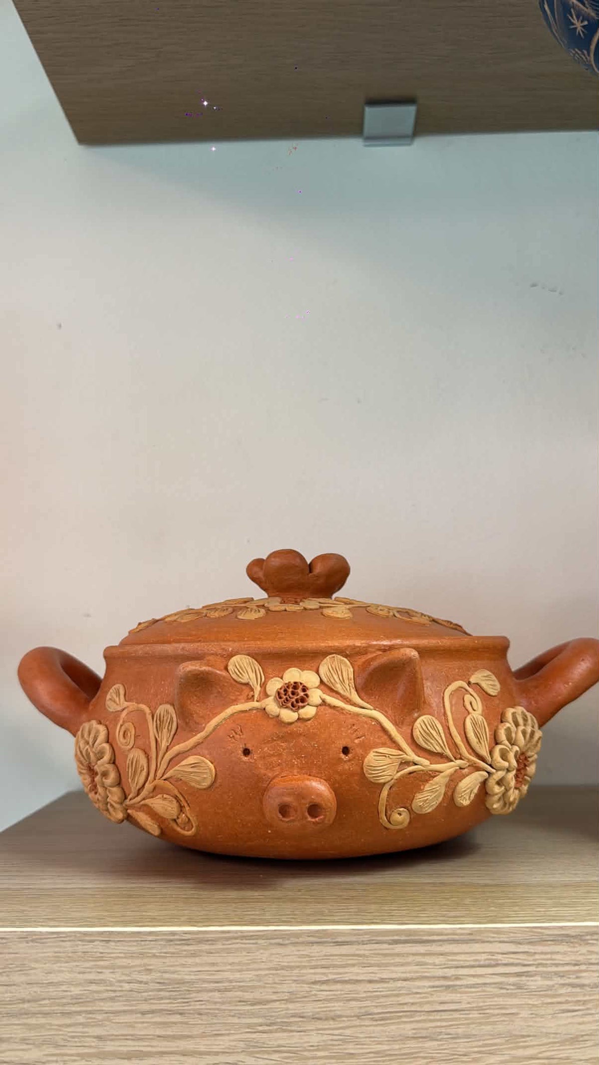 PRE ORDER - Piggy red pot