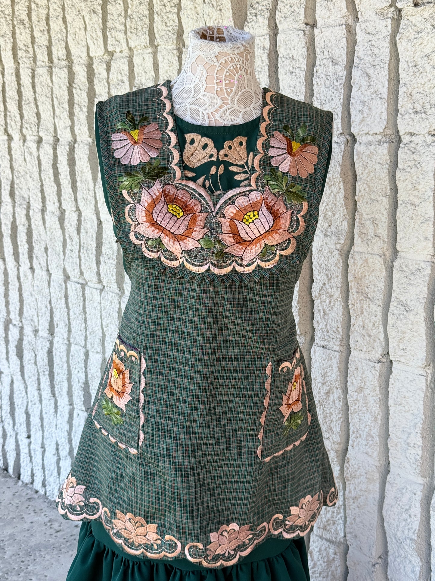 “Trinidad” Apron/Mandil (36) M