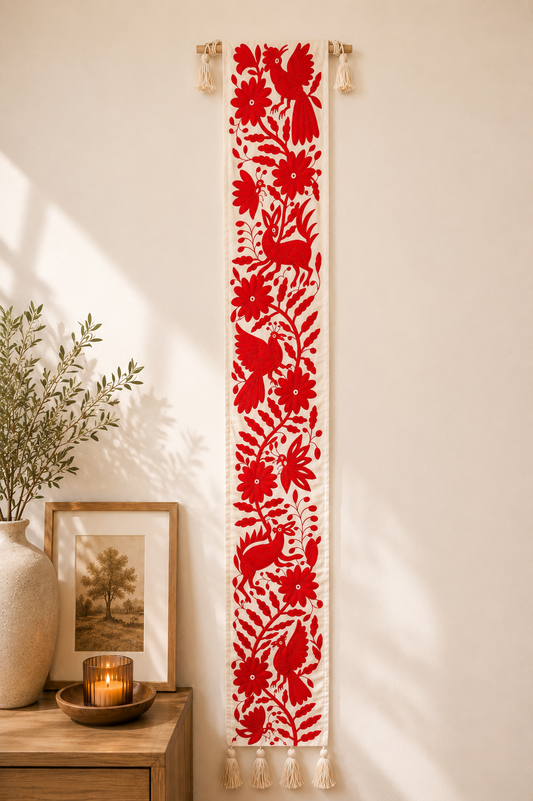 Red Table Runner Otomi/ Camino de Mesa Rojo