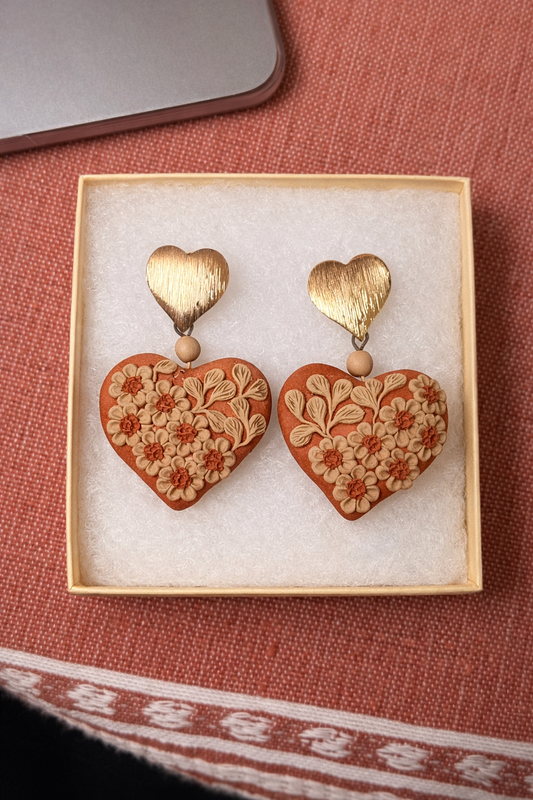 "Camila" Filigrana Heart Shaped Earrings