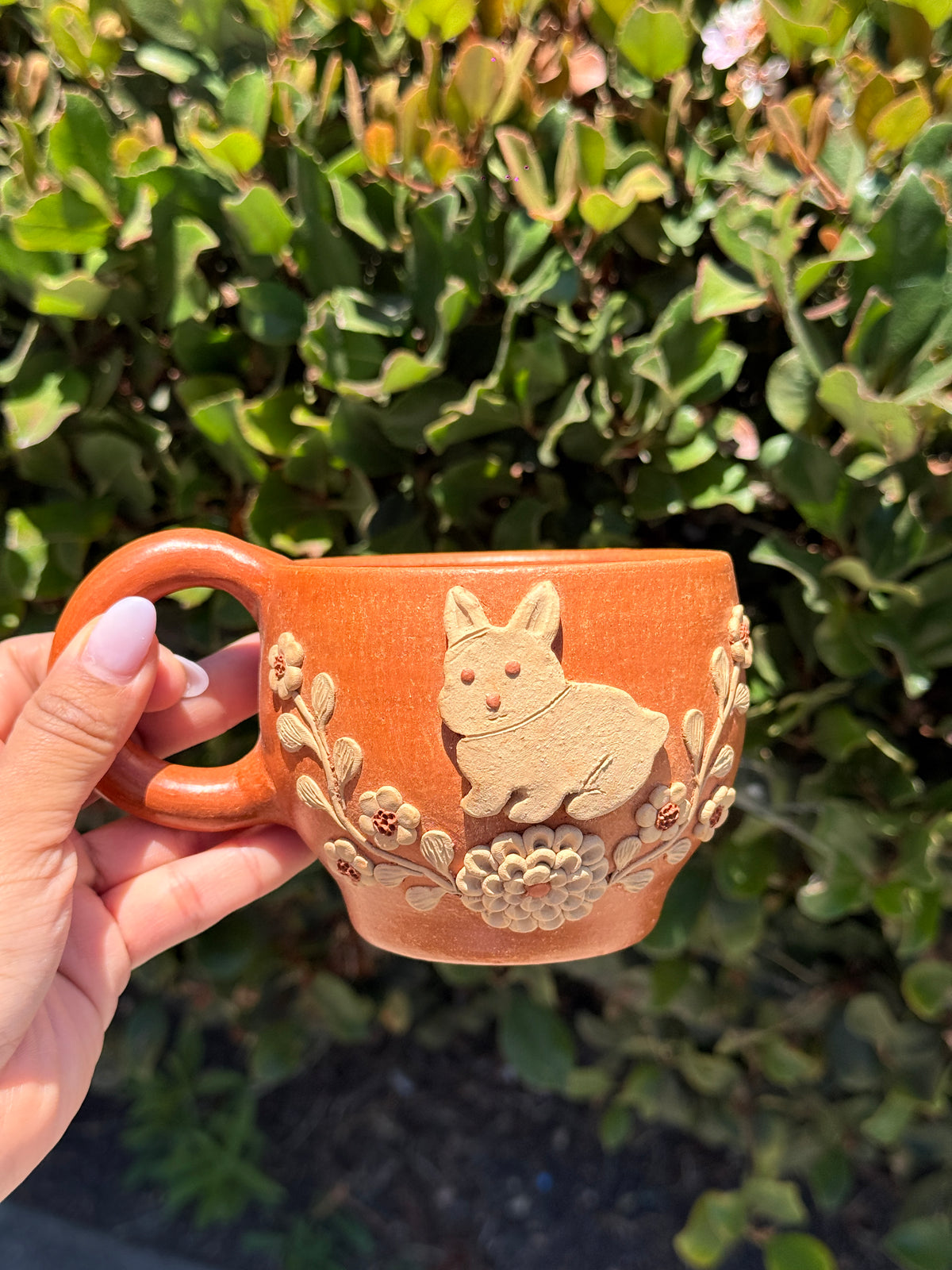 Bunny mug red tone