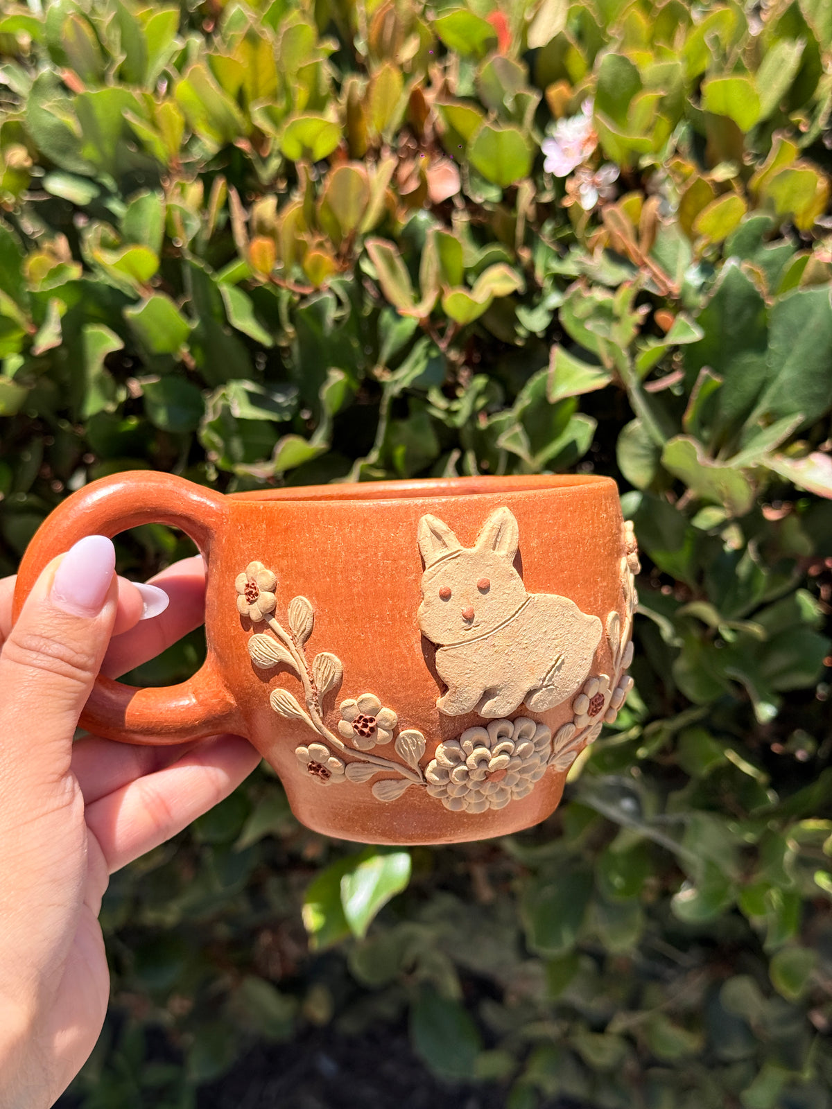 Bunny mug red tone