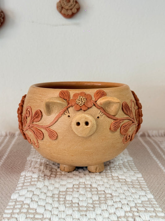 “Charlotte” Piggy Mug