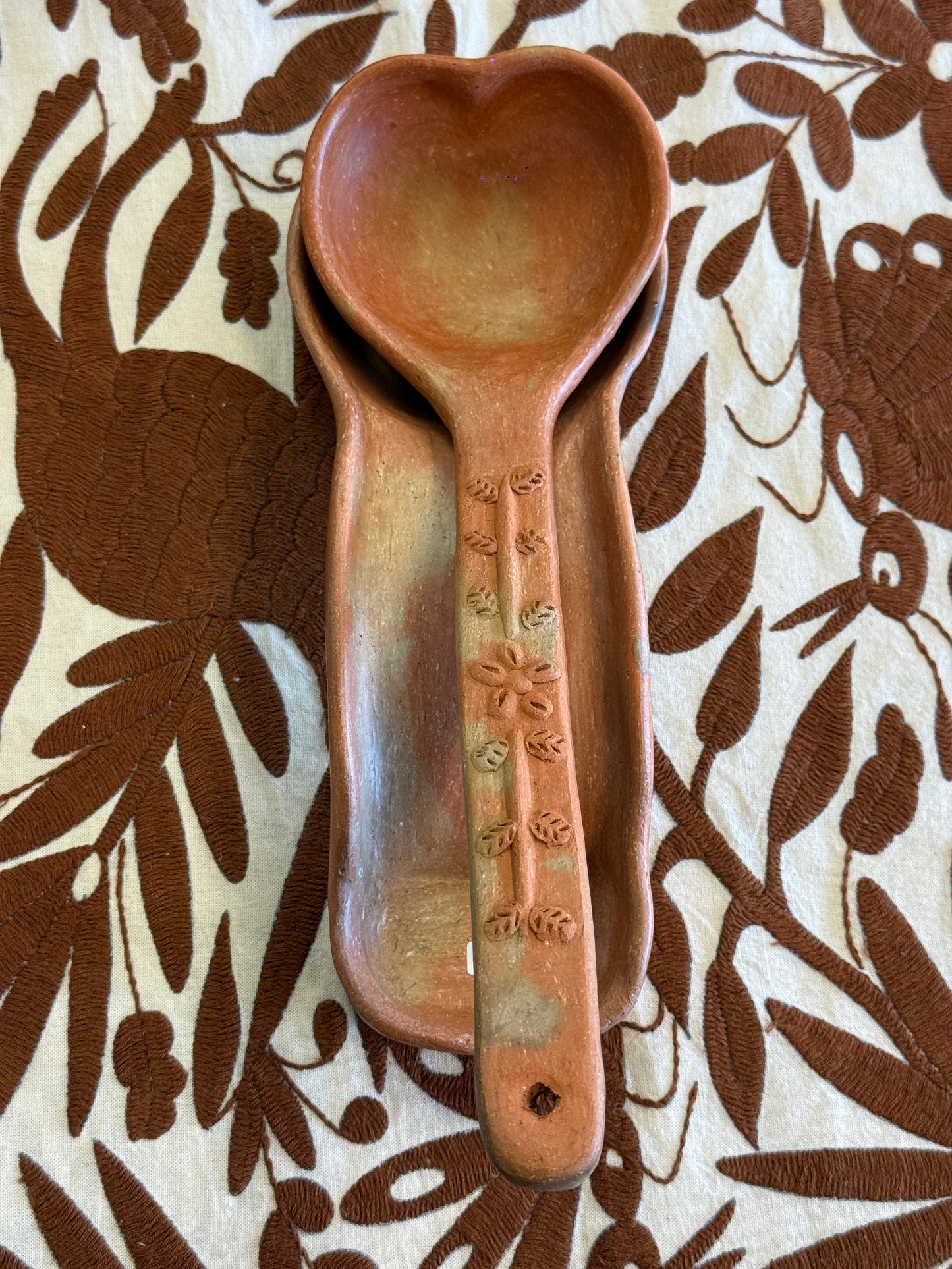 Luna Spoon Rest “C”