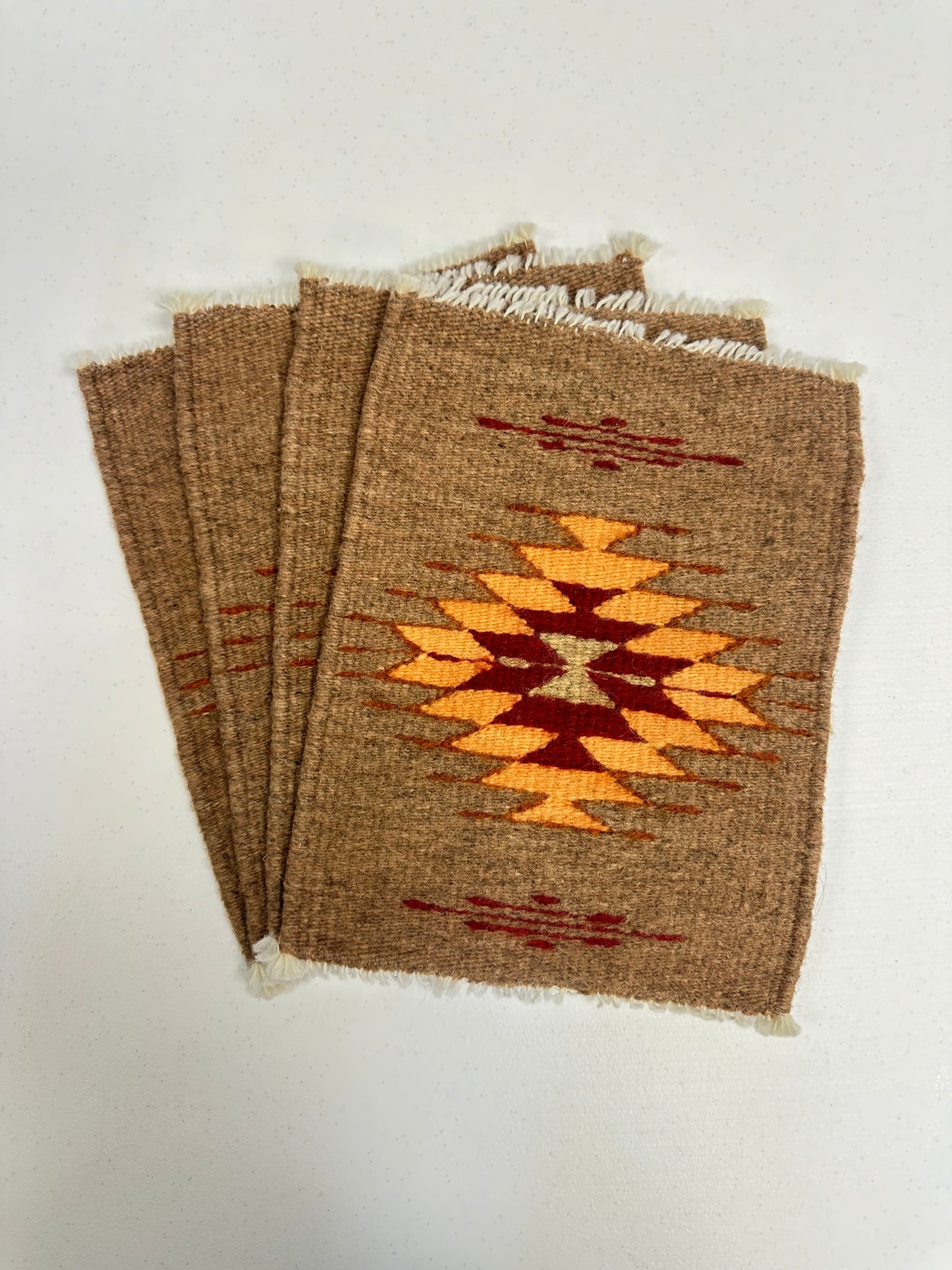 "Eloise" Wool Coaster/Tapetitos