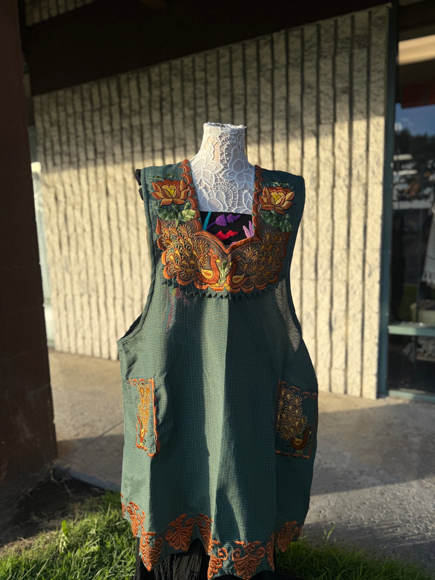 Peacock Apron/Mandil 3XL
