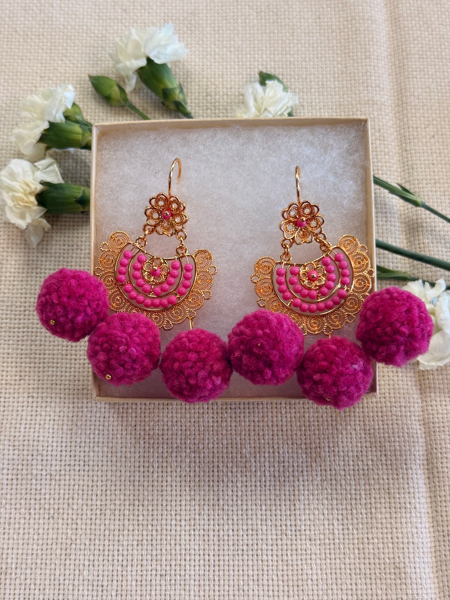 "Fuchsia" Earrings/Aretes de Filigrana