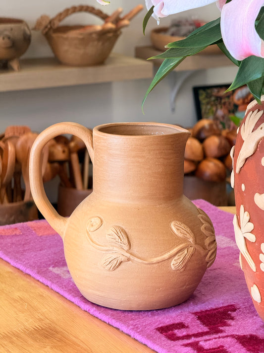 "Diana" Natural Pitcher