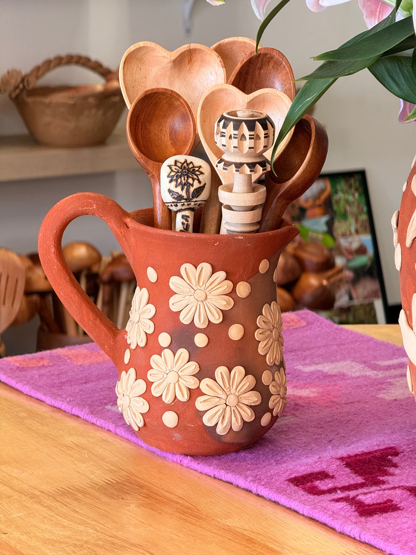 "Maria" Pitcher Style