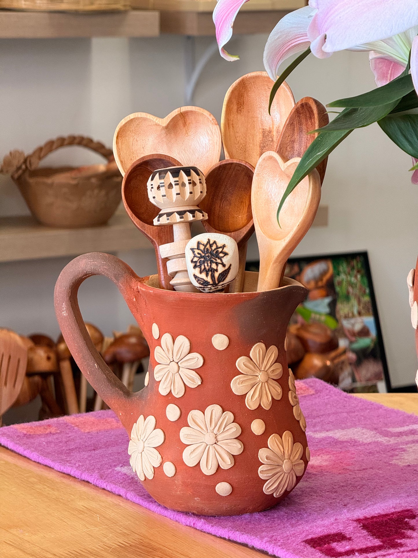 "Maria" Pitcher Style