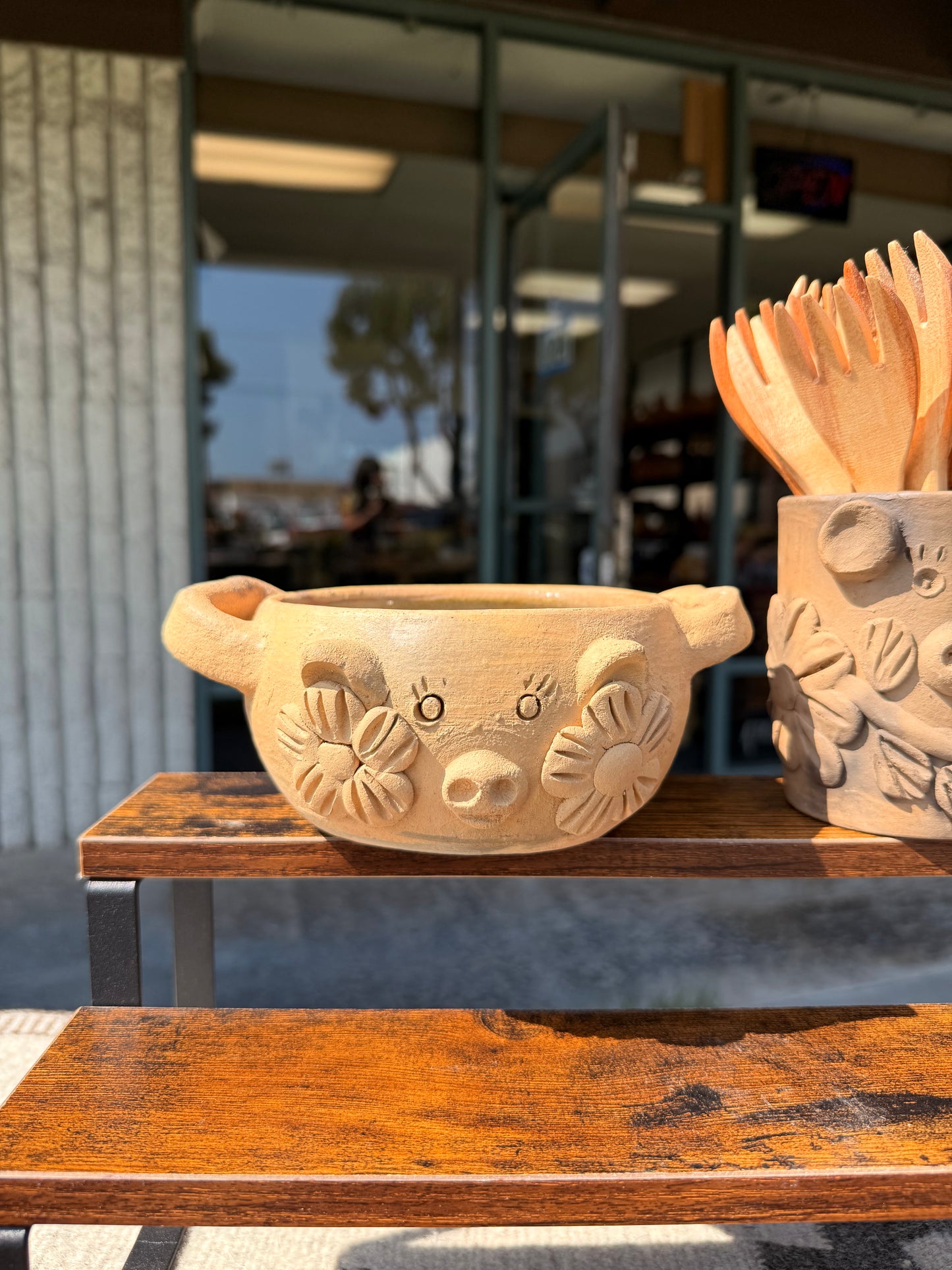 "Sara" Natural Piggy Cazuela