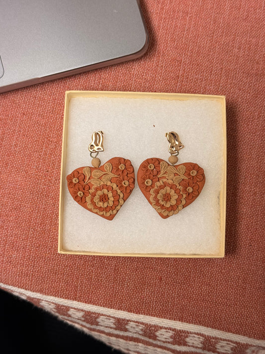 "Angie" Filigrana Heart Shaped Earrings