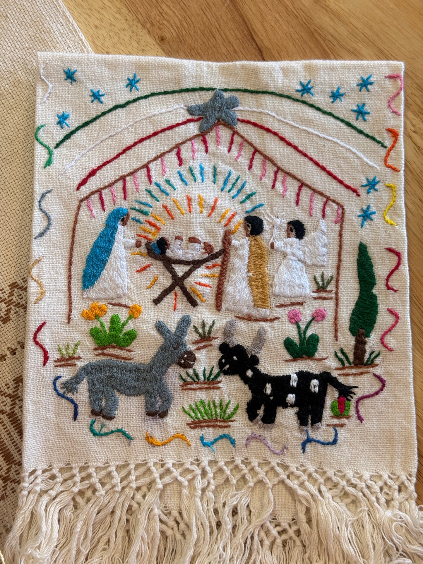 Nacimiento – Hand-Embroidered Nativity Textile
