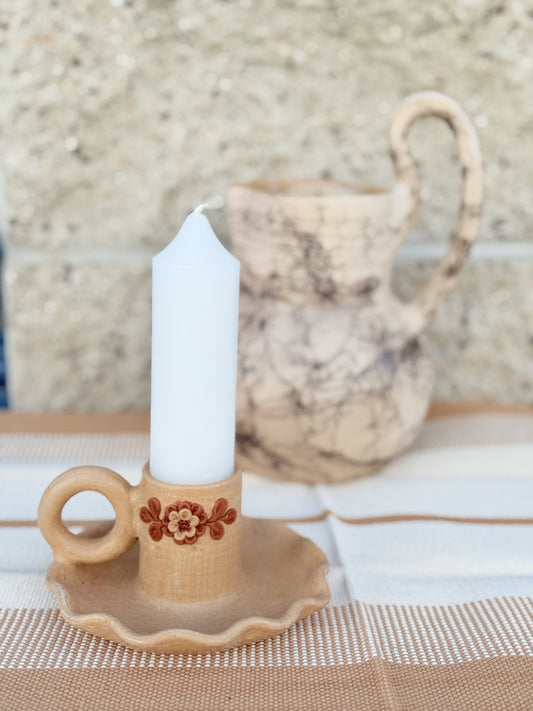 “Carina” Clay candleholder/ candelero