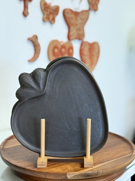 Amelia Ahumado Heart 10" Plate