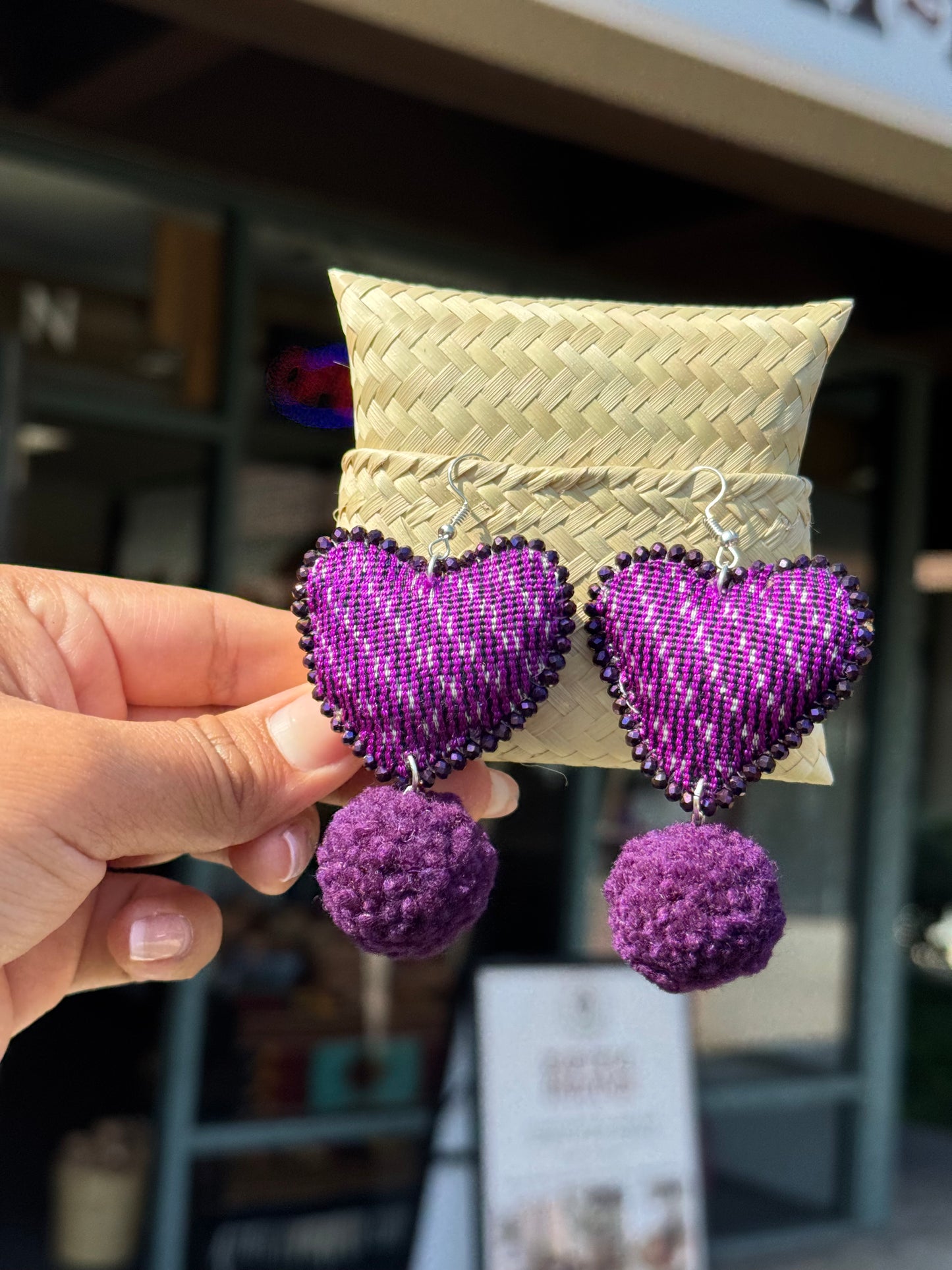 Arete de rebozo "morado"
