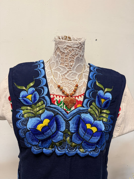 "Amanda" Floral Blue Apron/Mandil (36) Medium