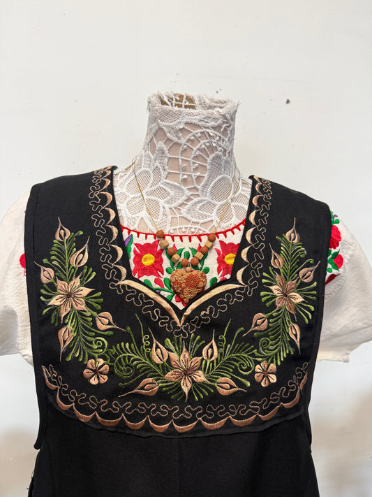 "Fatima" Floral Apron/Mandil S