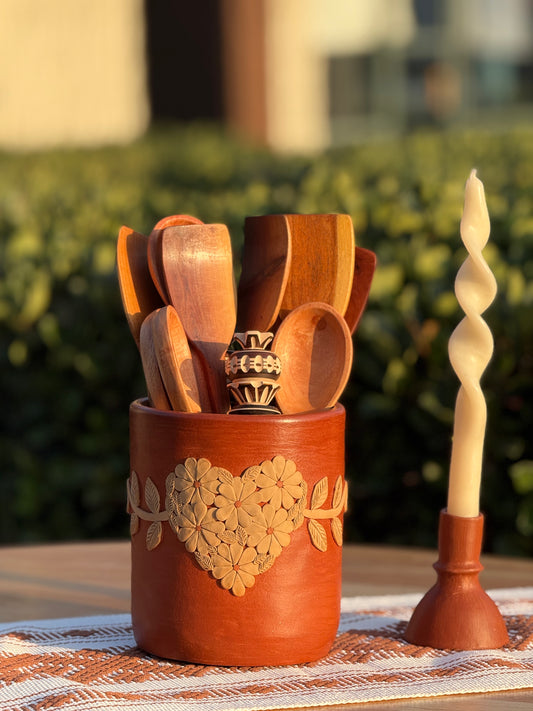 Flor bordado portacucharas/spoonholder