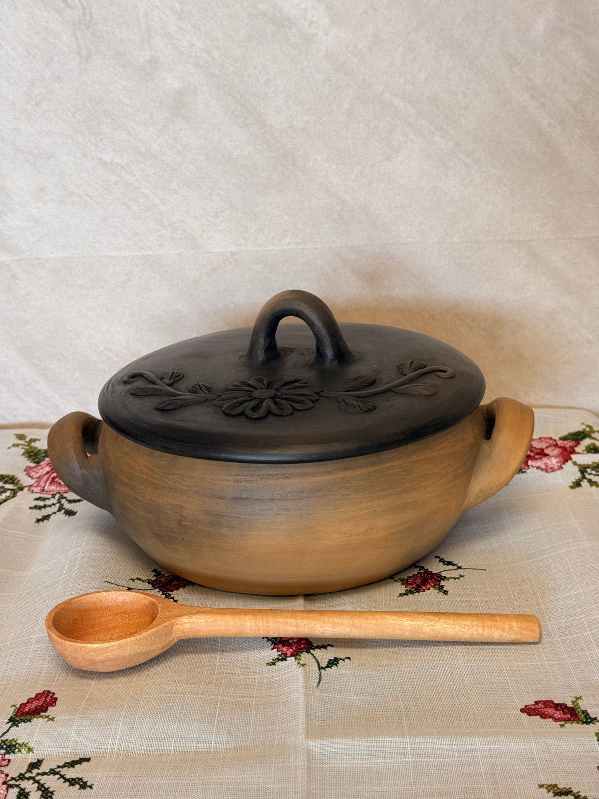 Cazuela "C" (cooking pot)