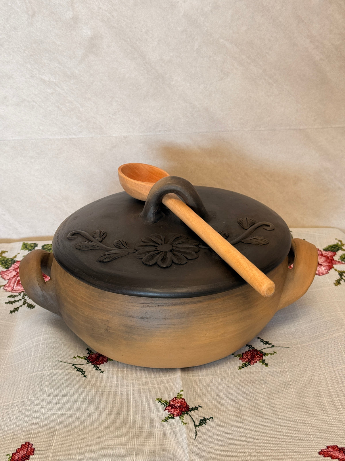 Cazuela "C" (cooking pot)