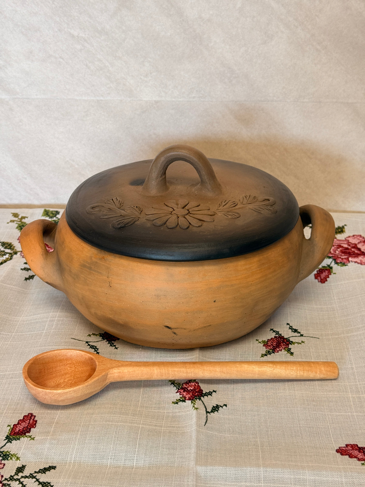 Cazuela "D" (cooking pot)