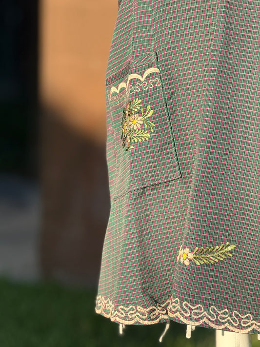 Green and light pink floral apron/mandil XL