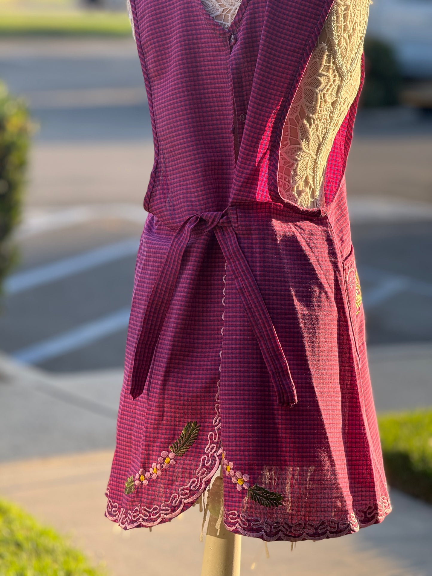 Pink floral Apron/Mandil XL