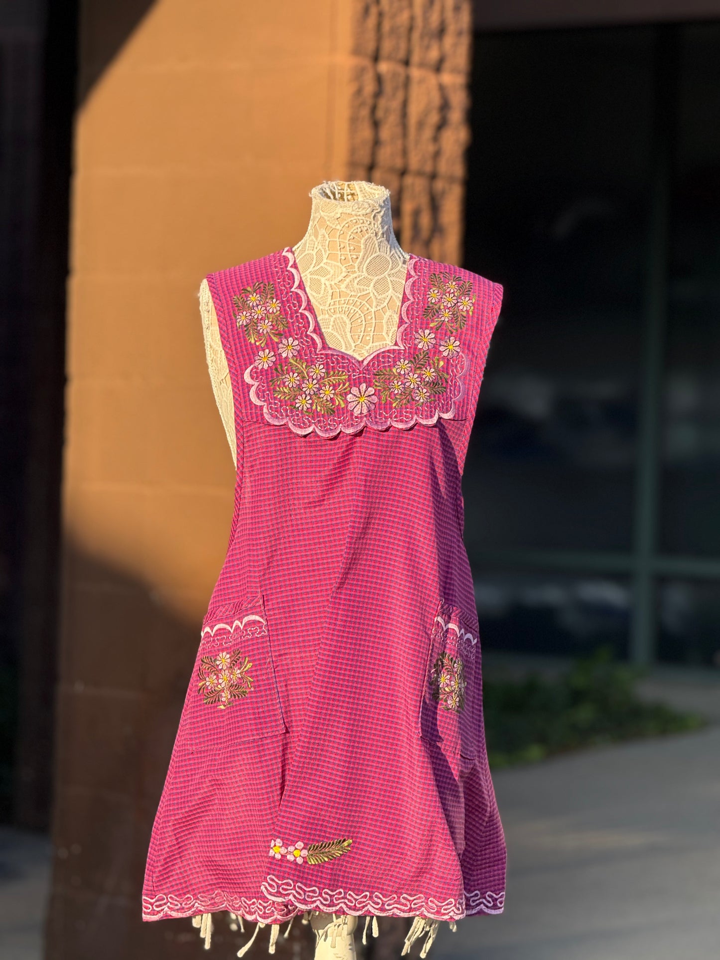 Pink floral Apron/Mandil XL