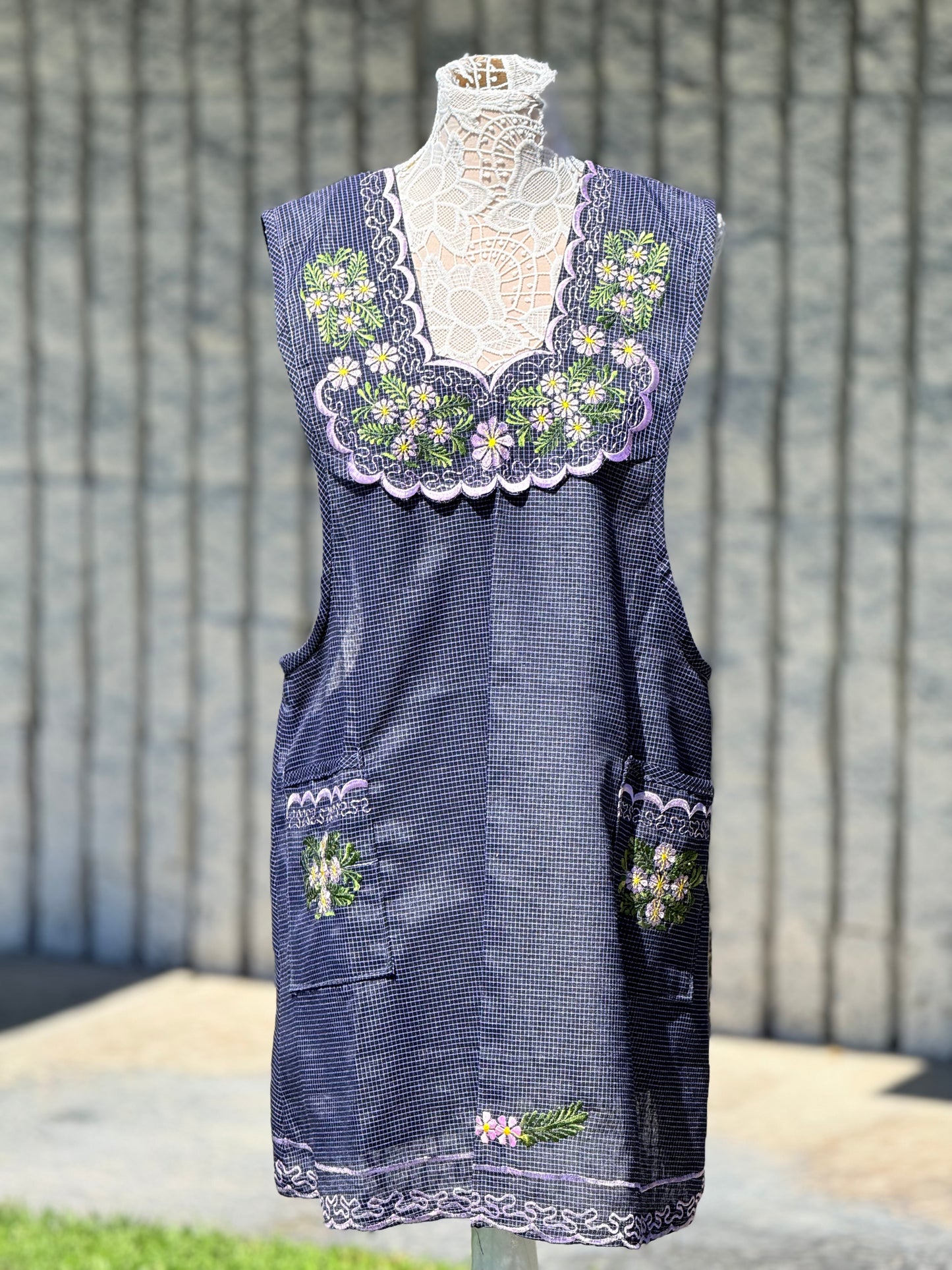 Low Dark Purple Apron/ Mandil Morado Bajo XL