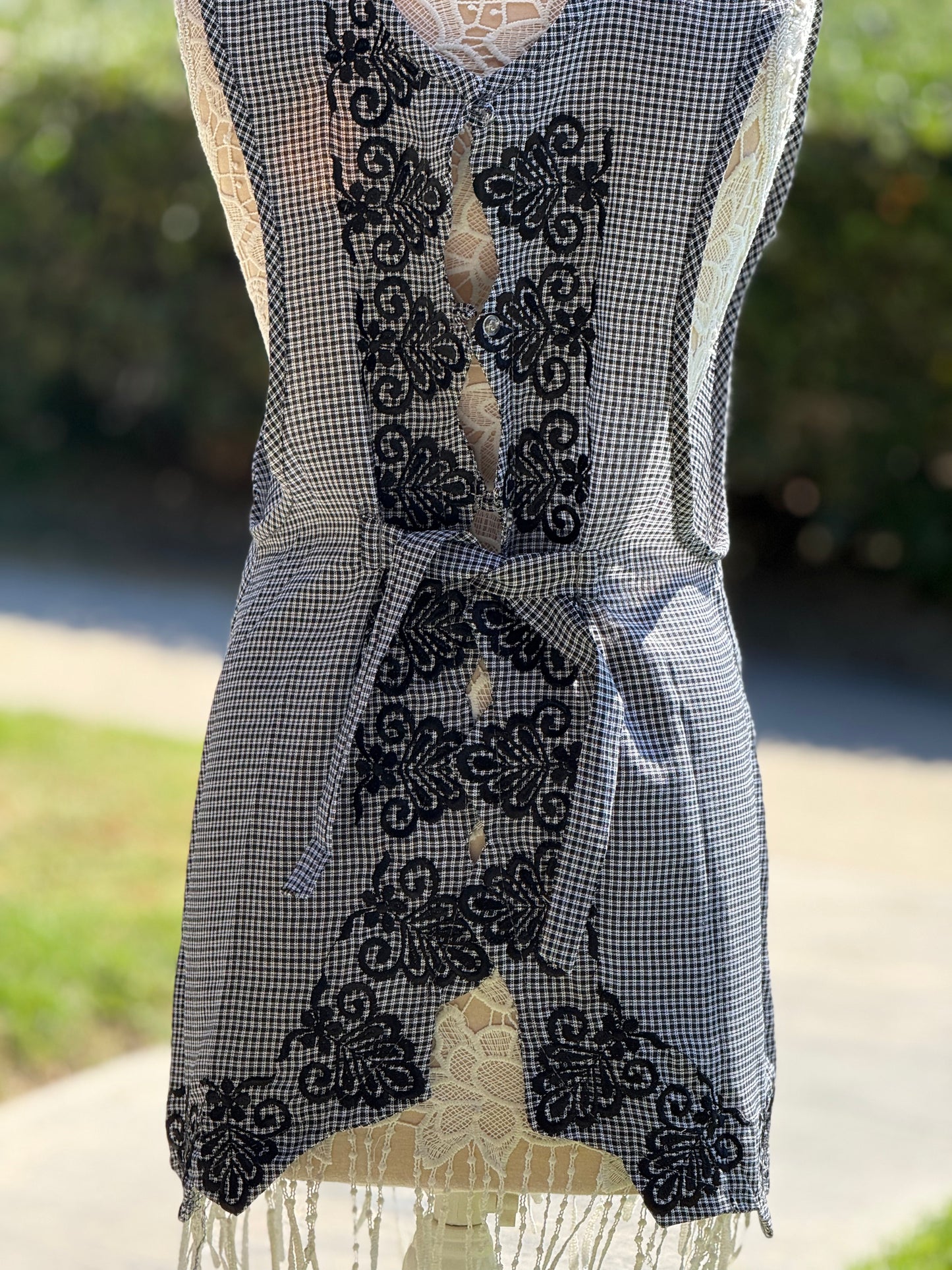 Black & White Apron/Mandil L
